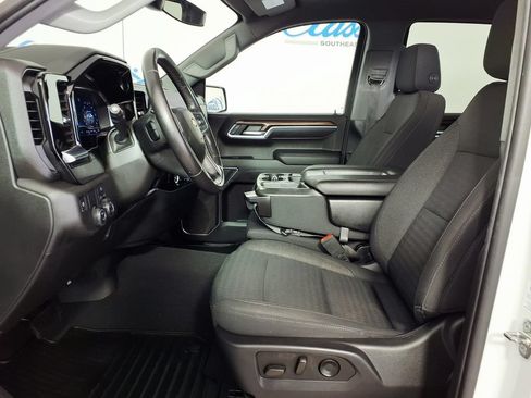 Used 2022 Chevrolet Silverado 1500 LT RWD image 9