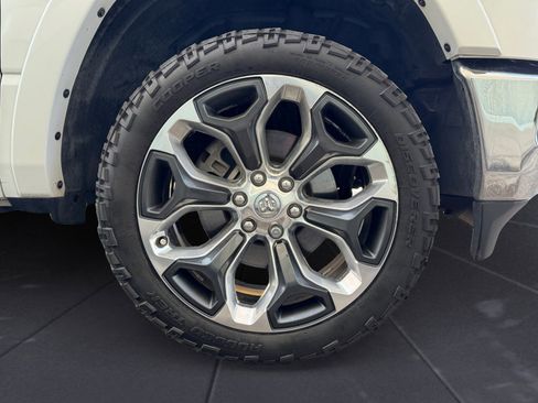 Used 2021 RAM 1500 Limited AWD/4WD image 14