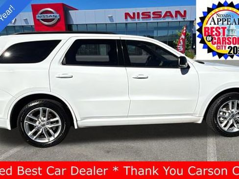 Used 2023 Dodge Durango GT image 2