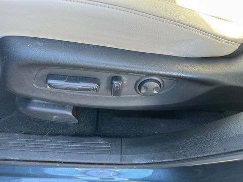 Certified 2023 Honda CR-V EX-L image 22