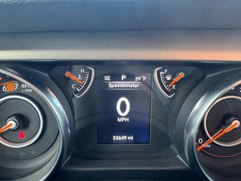 Used 2019 Jeep Wrangler Sport AWD/4WD image 8