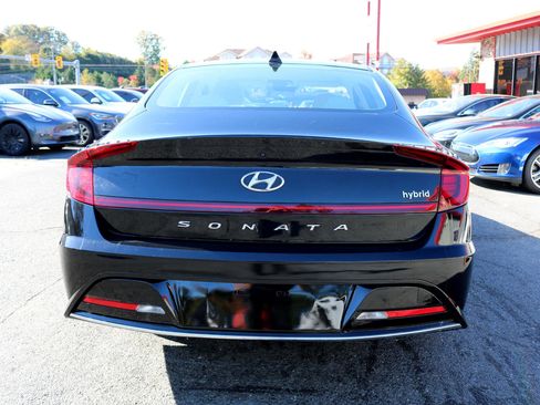 Used 2021 Hyundai Sonata SEL image 3
