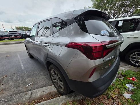 Certified 2022 Kia Seltos LX AWD/4WD image 9