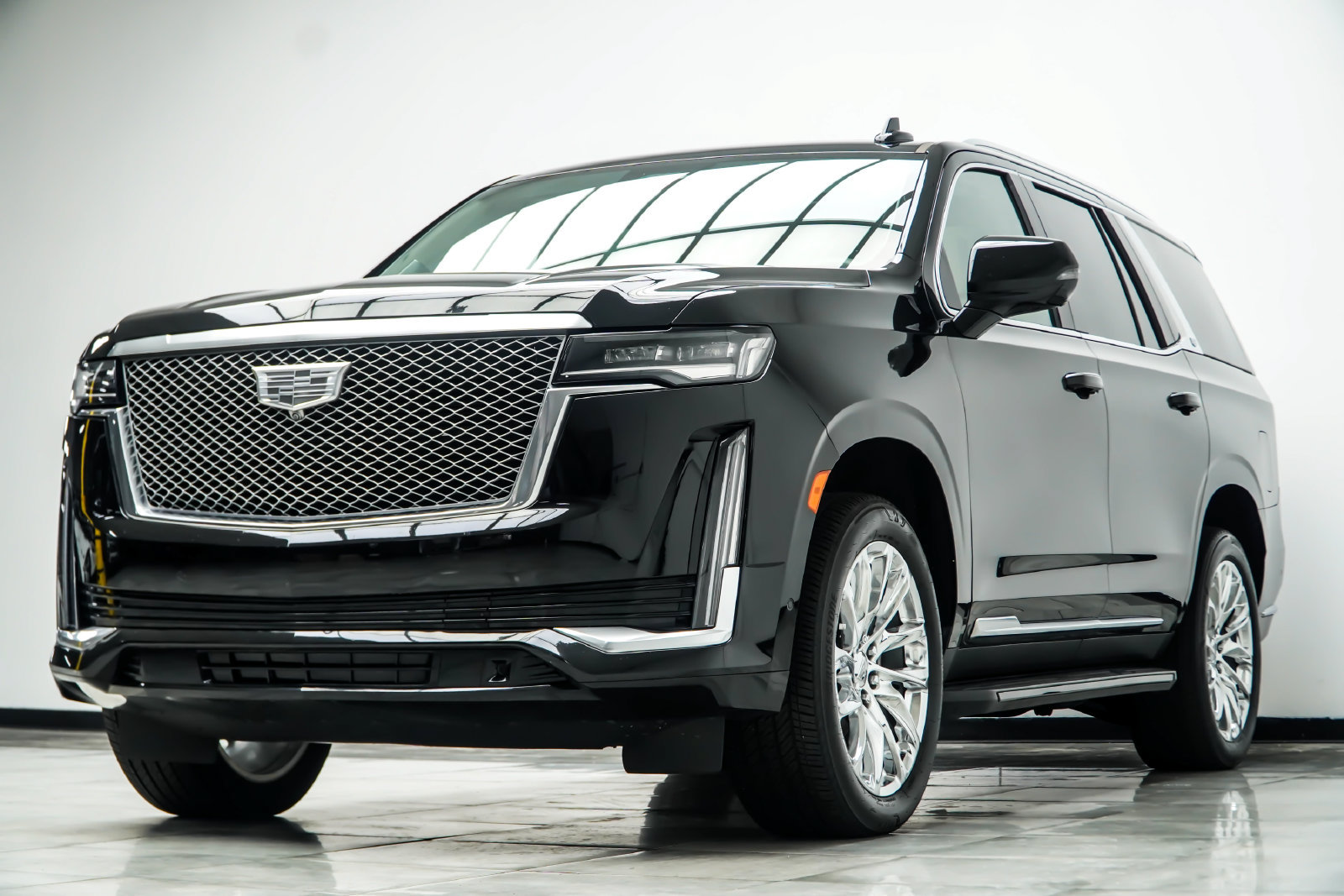 Used 2022 Cadillac Escalade Premium Luxury Platinum w/ LPO, Radiant Package AWD/4WD image 10