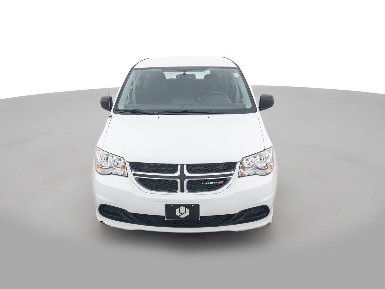 Used 2016 Dodge Grand Caravan SE w/ Quick Order Package 29E SE FWD image 2