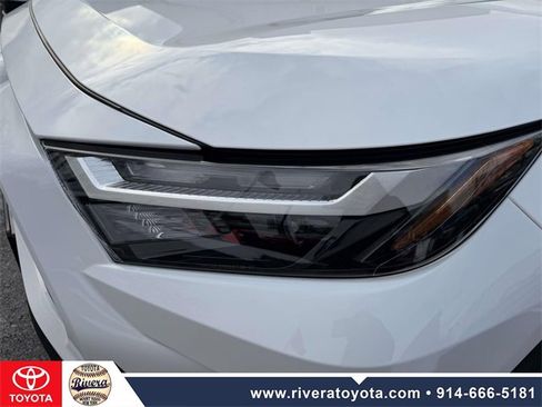 Used 2023 Toyota RAV4 LE image 9