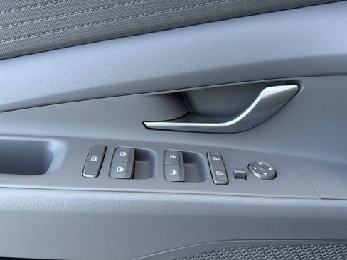 New 2026 Hyundai Elantra SE FWD image 8
