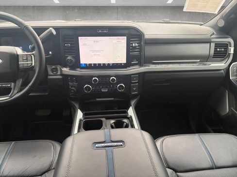 Used 2025 Ford F250 Platinum AWD/4WD image 3