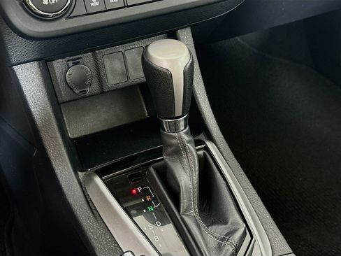 Used 2016 Toyota Corolla LE image 14