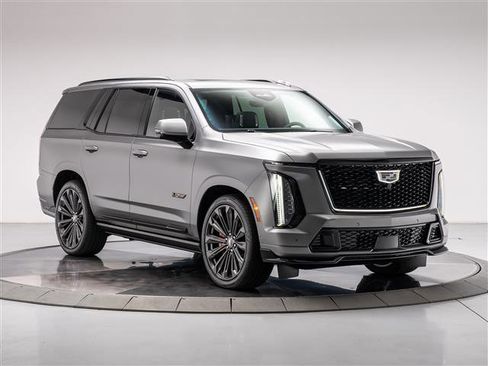 Used 2026 Cadillac Escalade V AWD/4WD image 7