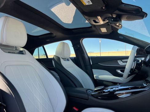 Used 2024 Mercedes-Benz AMG GT 63 image 27