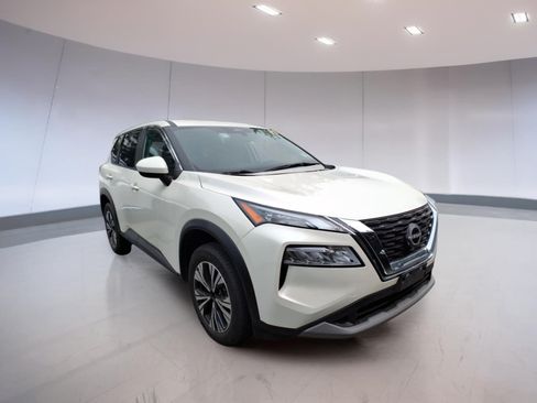 Used 2023 Nissan Rogue SV AWD/4WD image 1