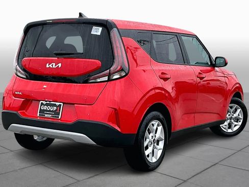 Used 2025 Kia Soul LX w/ LX Technology Package image 12
