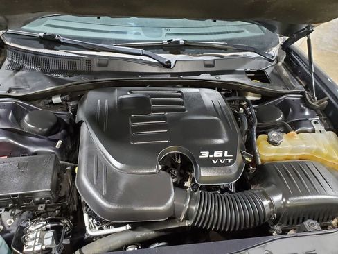 Used 2019 Dodge Charger SXT w/ Leather Interior Group image 44