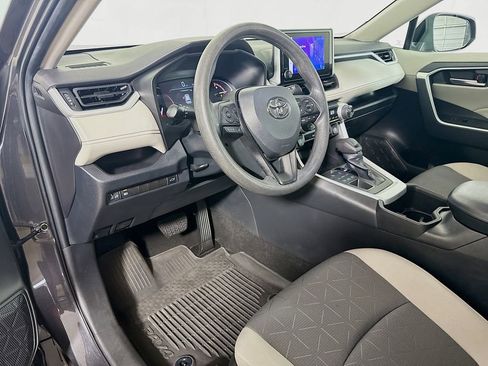 Used 2023 Toyota RAV4 XLE w/ Convenience Package AWD/4WD image 10