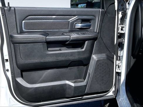 Certified 2026 RAM 2500 Big Horn AWD/4WD image 13