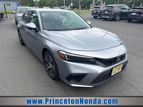 Used 2023 Honda Civic LX image 1