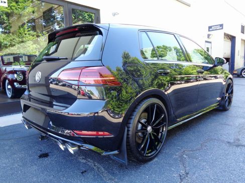 Used 2019 Volkswagen Golf R 4-Door AWD/4WD image 5