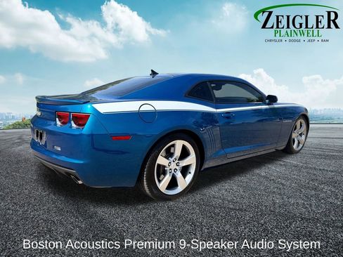 Used 2010 Chevrolet Camaro SS w/ RS Package RWD image 7