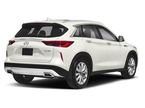 Used 2021 INFINITI QX50 Luxe w/ Appearance Package FWD image 3