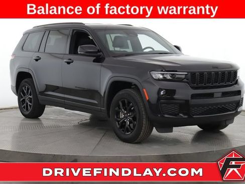 Used 2025 Jeep Grand Cherokee L Laredo AWD/4WD image 1