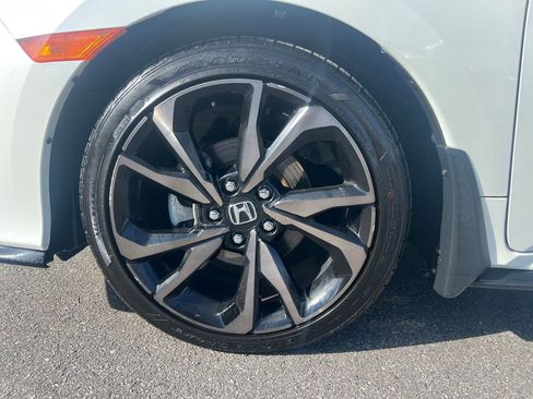 Used 2019 Honda Civic Sport image 12