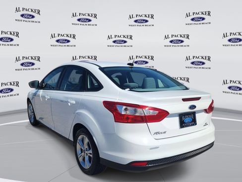 Used 2013 Ford Focus SE FWD image 4