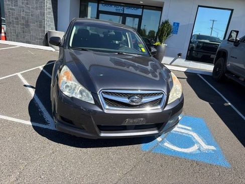 Used 2012 Subaru Legacy 2.5i Premium w/ All-Weather Pkg AWD/4WD image 2