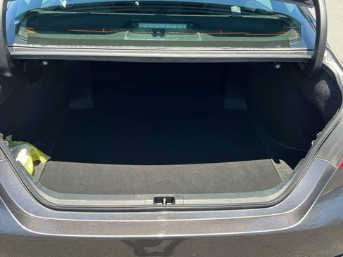 Used 2024 Toyota Camry SE FWD image 19