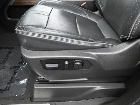 Used 2022 Chevrolet Silverado 2500 High Country w/ Z71 Off-Road Package AWD/4WD image 19