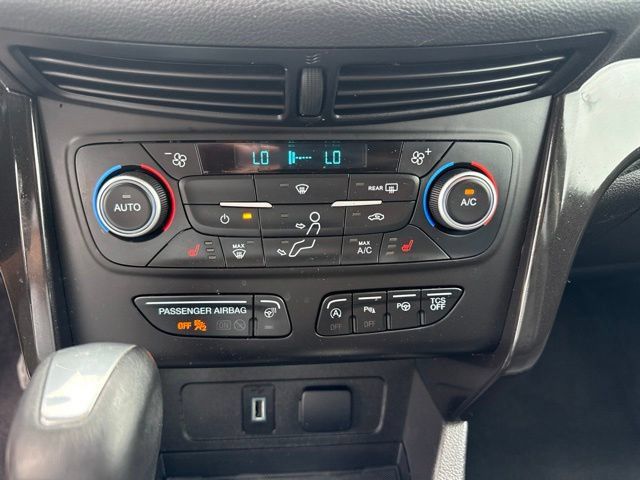 Used 2018 Ford Escape Titanium w/ Ford Safe & Smart Package AWD/4WD image 22