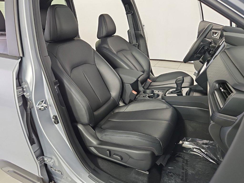 Certified 2025 Subaru Forester Limited AWD/4WD image 19