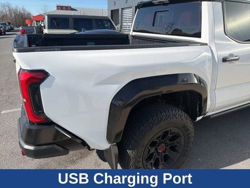 Used 2025 Toyota Tacoma TRD Pro image 11