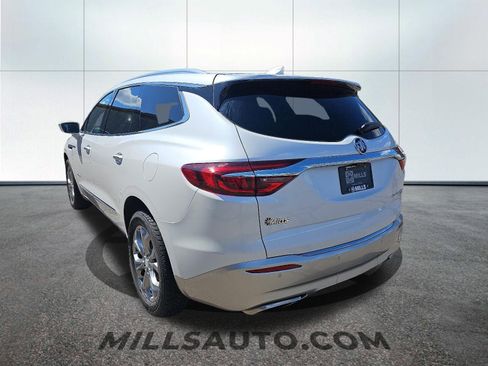 Used 2019 Buick Enclave Avenir w/ Avenir Technology Package AWD/4WD image 8