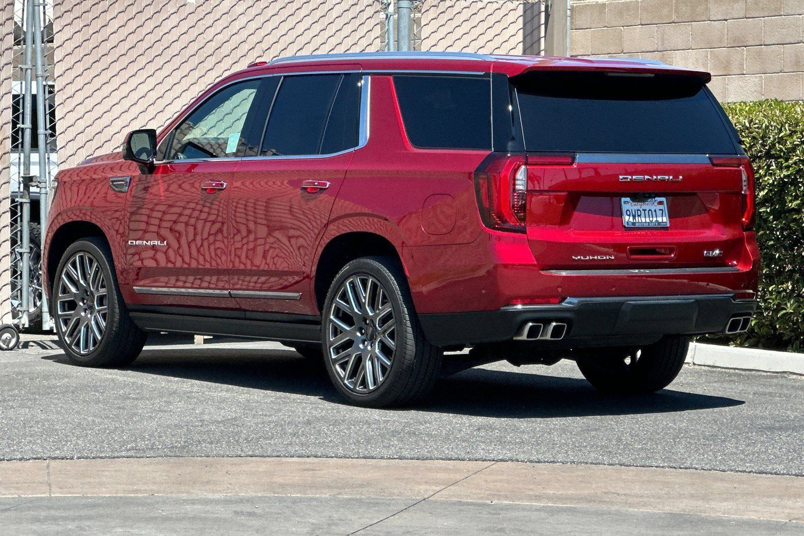 Certified 2026 GMC Yukon Denali Ultimate AWD/4WD image 6