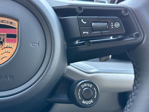 New 2026 Porsche Cayenne Coupe image 30