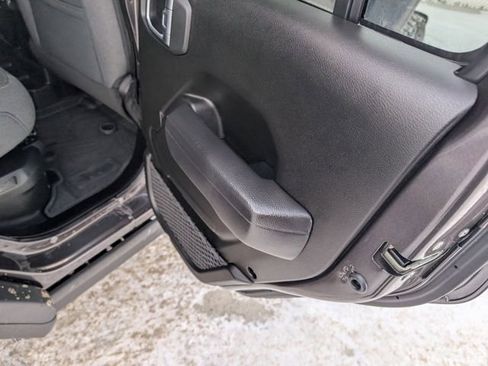 Used 2025 Jeep Wrangler Unlimited Sport S 4xe image 28