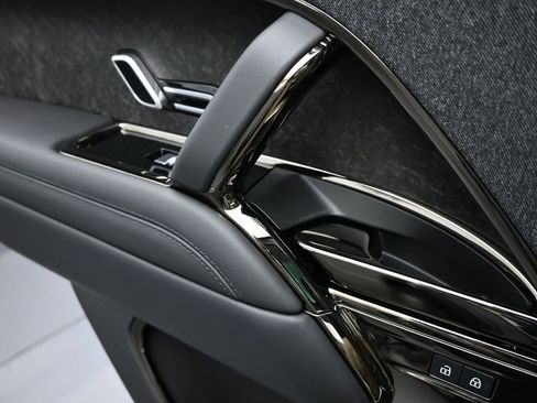 Used 2025 Land Rover Range Rover Sport Autobiography image 26