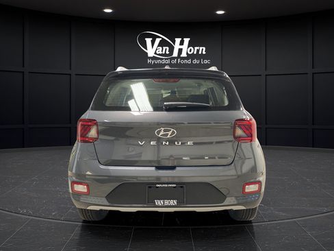 New 2026 Hyundai Venue SEL FWD image 6