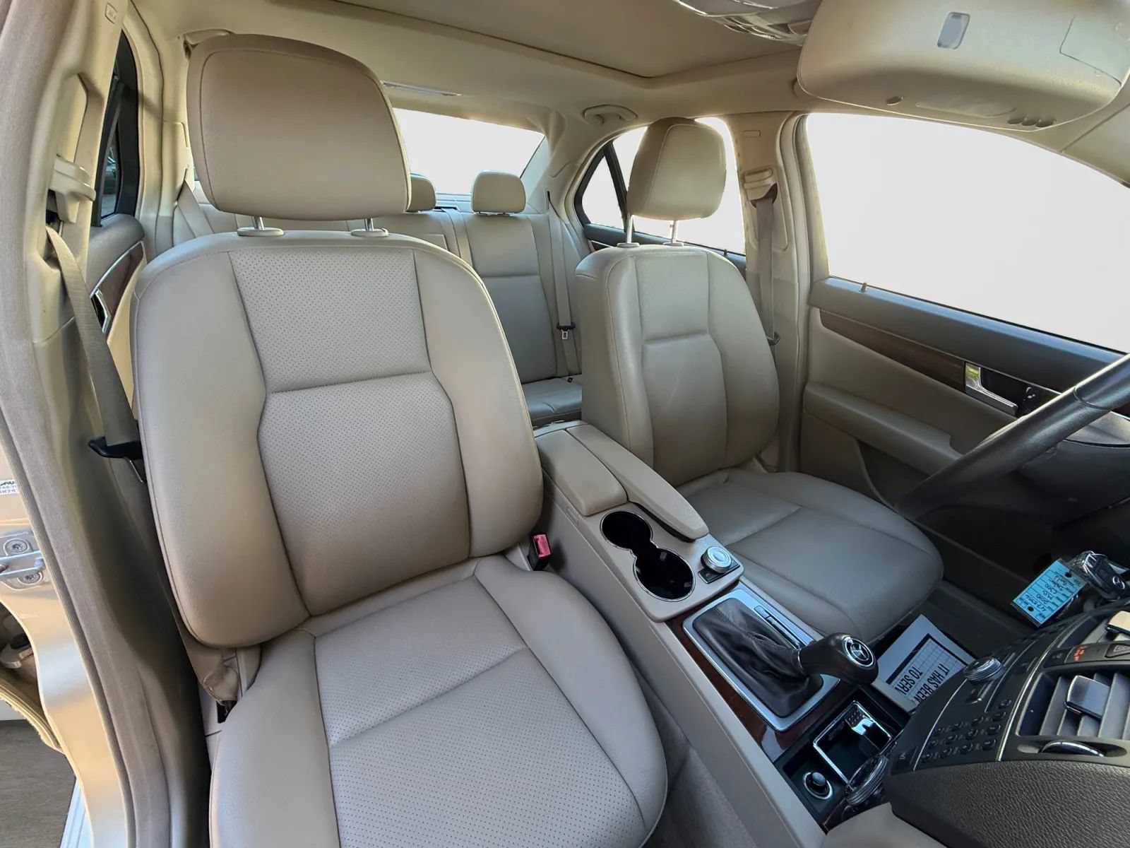 Used 2010 Mercedes-Benz C 300 Sedan image 21