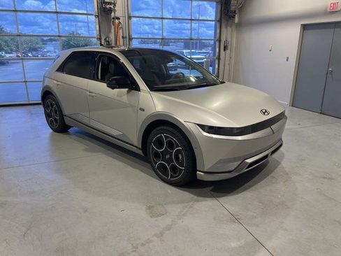 New 2024 Hyundai Ioniq 5 Limited image 2
