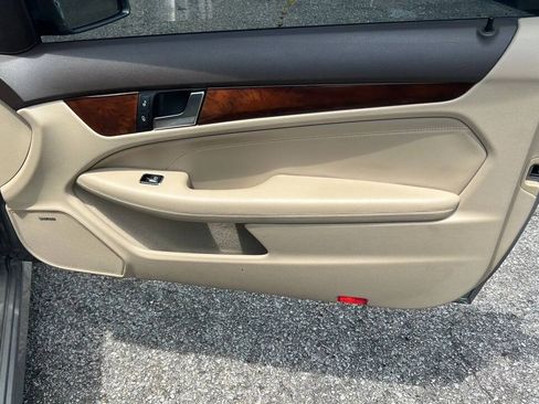 Used 2013 Mercedes-Benz C 250 Coupe image 19