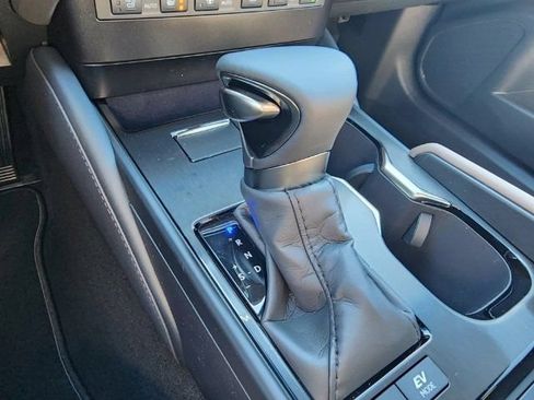 Used 2024 Lexus ES 300h w/ Premium Package FWD image 31