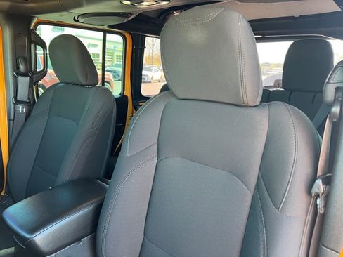 Used 2021 Jeep Wrangler Unlimited Sport AWD/4WD image 13