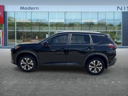Certified 2023 Nissan Rogue SV w/ SV Premium B Package FWD image 8