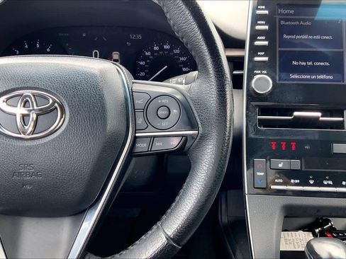 Used 2022 Toyota Avalon XLE w/ Moonroof Package image 24