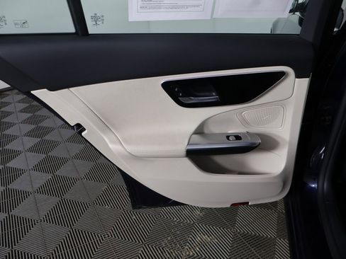 Used 2023 Mercedes-Benz C 300 4MATIC Sedan image 25