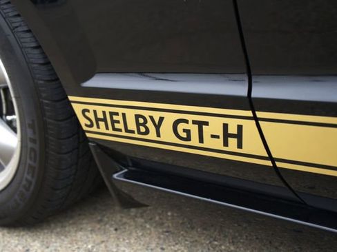 Used 2006 Ford Mustang GT Premium image 40