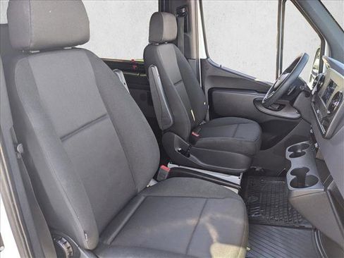 Used 2023 Mercedes-Benz Sprinter 1500 image 19