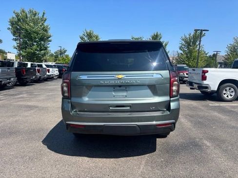 Used 2024 Chevrolet Suburban LT w/ Luxury Package AWD/4WD image 7